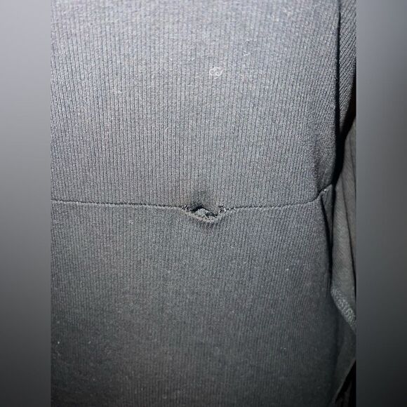 🐘 Lea & Viola Black Wrap Shirt - Picture 3 of 3